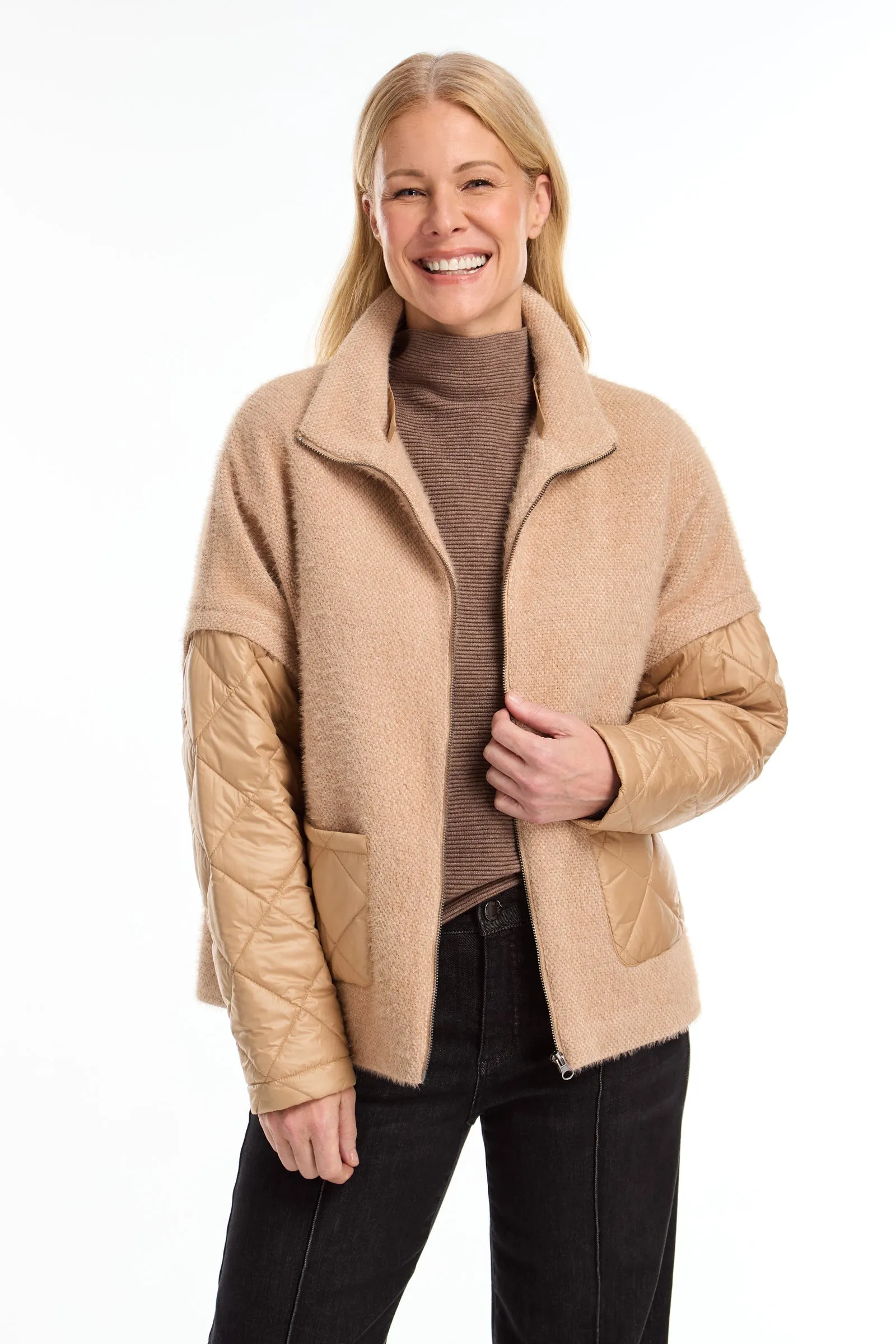 JACKET W/ DETACHABLE HOODIE