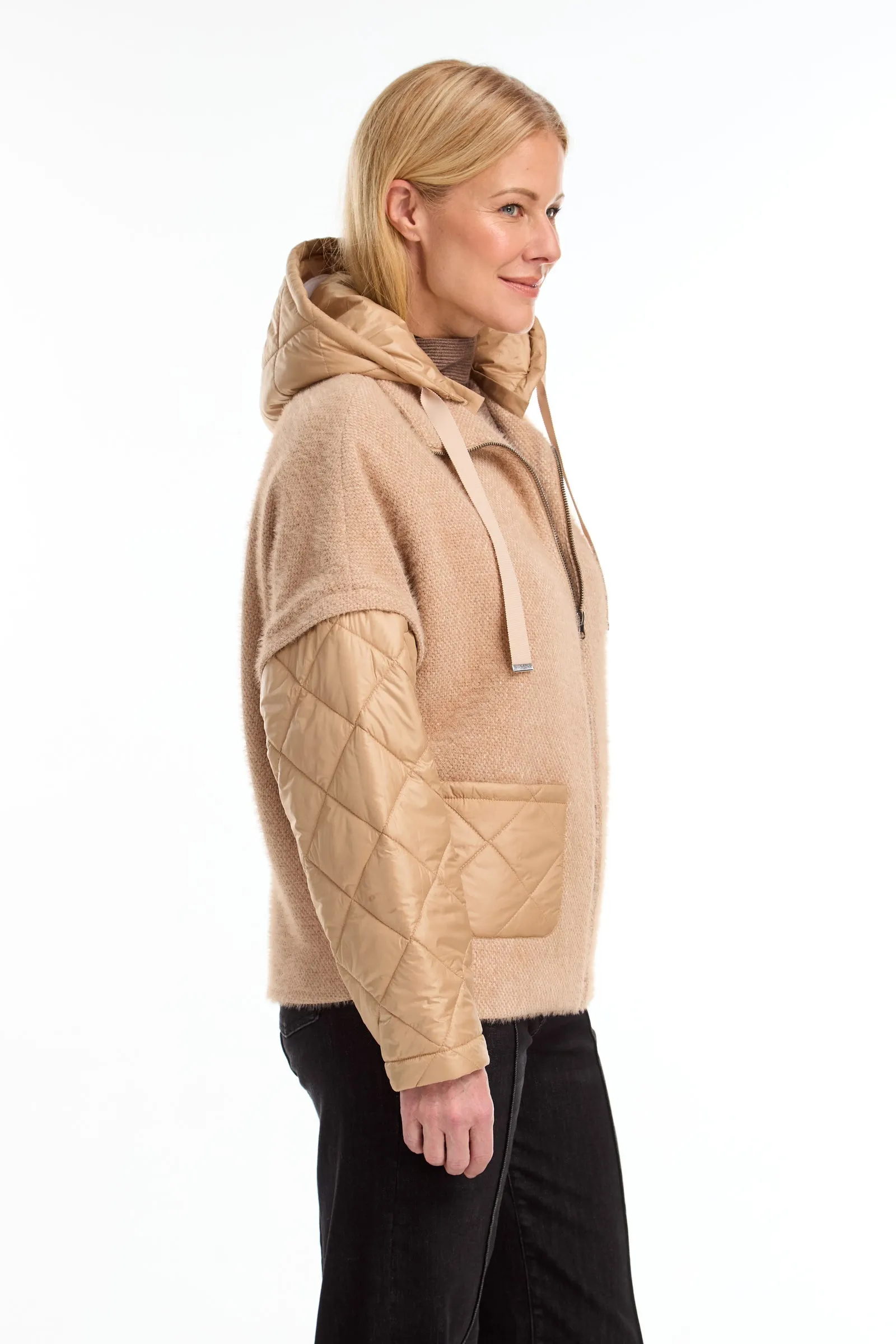 JACKET W/ DETACHABLE HOODIE